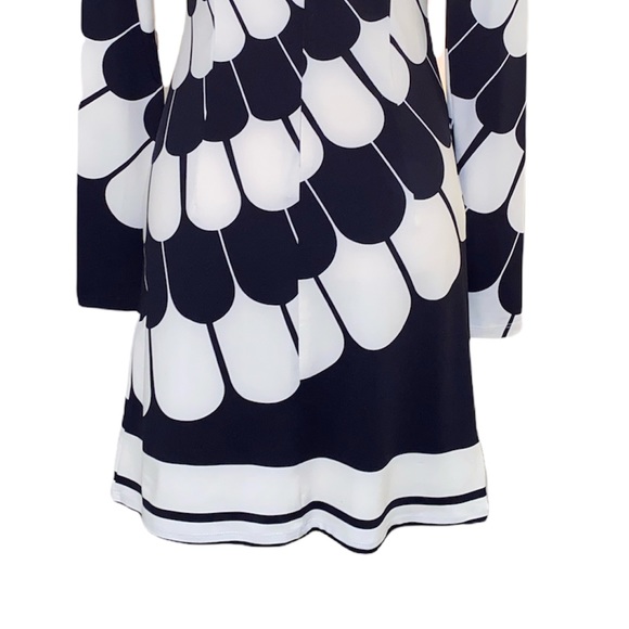 JB by Julie Brown Feather Print Morgan Mod Tunic Dress - S - Picture 4 of 11